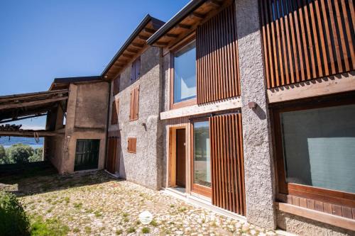 Toscolano Maderno Apartment | White Cottage Garda Lake