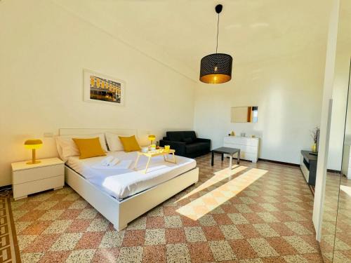 Lorenteggio Apartment | YELLOW SUITE Metro M4