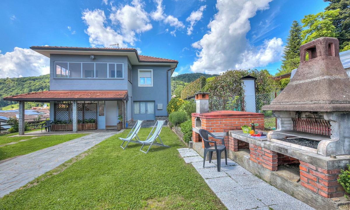 Armeno Apartment | Zio Enry Garden Orta Lake, Armeno, Italy