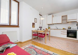 Appartamento Centro Storico Riva 2 - Happy Rentals