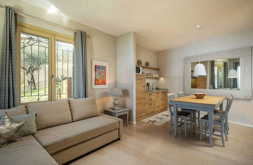 Gargnano Apartment | 1-bed villa apt with pool & Garda view