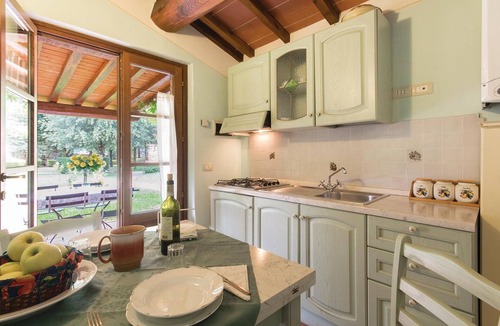 Castiglione del Lago House | 1 bedroom awesome home in Castiglino del Lago PG