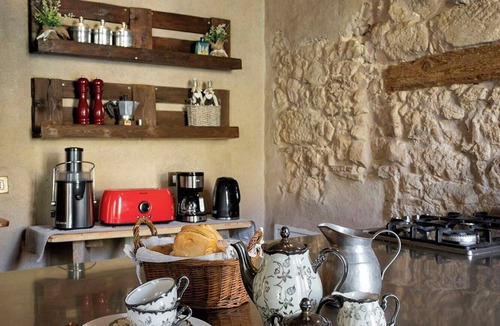 Negrar House | 1400s manor house amongst Valpolicella vineyards