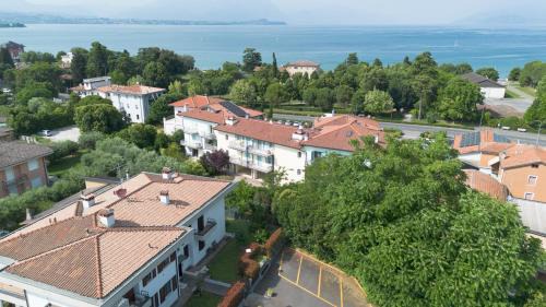 Desenzano del Garda Apartment | 300 meters from the lake, parking - Dolce Riposo