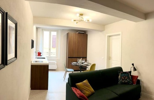 Old Town Apartment | A comfortable home among the ancient arcades of downtown Modena