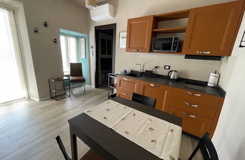 Dogliani Apartment | Accessible "Terre" Apartment near Garden with Wi-Fi and Air Conditioning