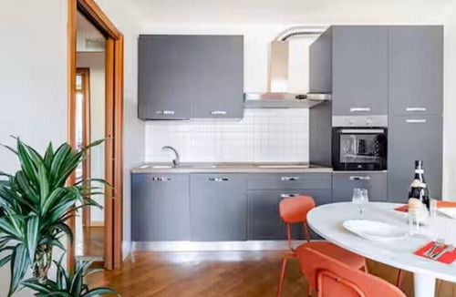 Magenta Apartment | AG Apartment Magenta - Comfort & Style Station