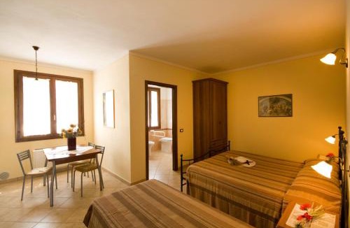 Monzambano House | Agriturismo Cascina Roveri