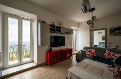 Rocca di Papa Apartment | Al Belvedere A – Panoramic apartment in the Castelli Romani (Rocca di Papa)