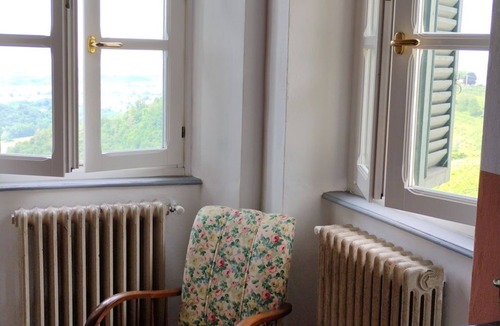 Torre de' Roveri Villa | Al Colle Holiday House
