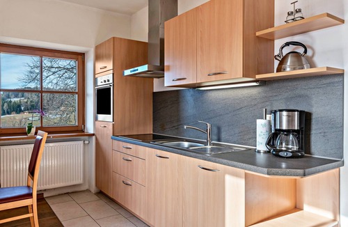 Collalbo Apartment | Alpin Farm Linde: Mountain Views, Shared Garden & Wi-Fi on a South Tyrolean Farm