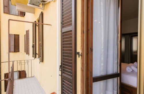Cittadella Apartment | Ampio appartamento con due bagni e due balconi a due passi da Castelvecchio