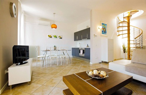 Ghiffa Apartment | Antiche Cure di Ghiffa C 44 by Lago Reisen