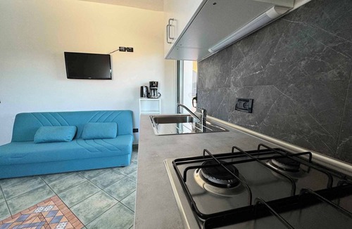 Montinelle Condo | Apartement in Residence Bellavista with pool and air conditioning