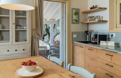 Gargnano House | Apartment with heated pool on the Garda Lake