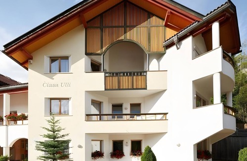 San Cassiano Apartment | Apartment '1 Residence Ciasa Ulli Typ B' with Mountain View, Shared Terrace and Wi-Fi