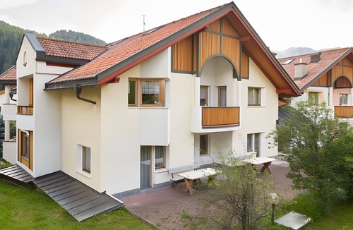 San Cassiano Apartment | Apartment '6 Residence Ciasa Ulli Typ A' with Mountain View, Shared Terrace and Wi-Fi
