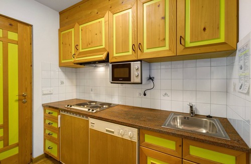 San Cassiano Apartment | Apartment '7 Residence Ciasa Ulli Typ A' with Mountain View, Shared Terrace and Wi-Fi