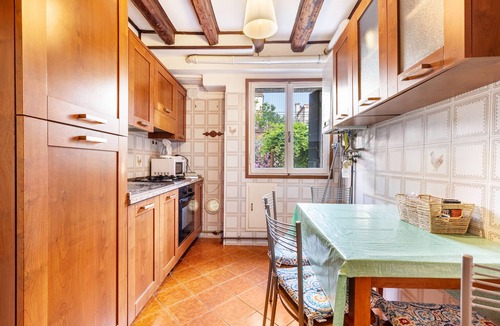 Molina Apartment | Apartment "Ae Botti" with Shared Garden, Private Balcony & Wi-Fi