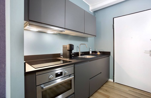 De Angeli Apartment | Apartment 'Appartamento Sveva' with Shared Garden, Wi-Fi and Air Conditioning