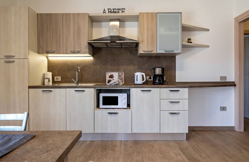 Tremosine House | Apartment 'Bocca Nevese Abete' with Lake View, Private Terrace and Wi-Fi