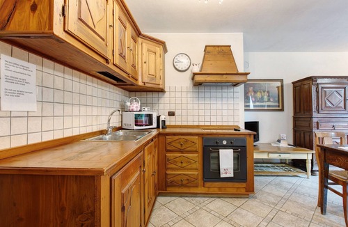 Pila Apartment | Apartment 'Bilocale 4' with Mountain View, Shared Terrace, and Wi-Fi