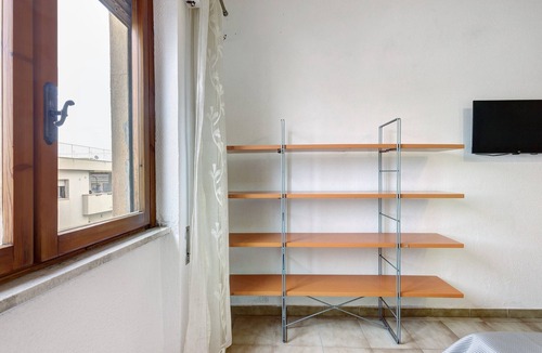 Nettuno Apartment | Apartment 'Due Passi Dalla Spiaggia' with Sea View, Wi-Fi and Air Conditioning