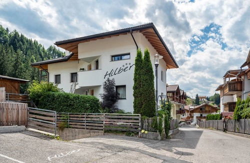 Funes Apartment | Apartment 'Hilber Sass Rigais' with Mountain View, Private Terrace and Wi-Fi