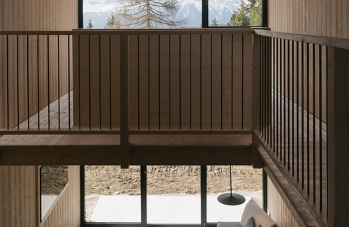 Bressanone Apartment | Apartment Hotel "Anders Mountain Suites 2" with Private Sauna, Slope Access & Wi-Fi