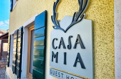 Roana Apartment | Apartment 'I Cervi' with Mountain View, Shared Garden and Wi-Fi