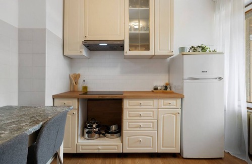 Feltre Apartment | Apartment 'Isola' with Mountain View, Private Terrace and Wi-Fi