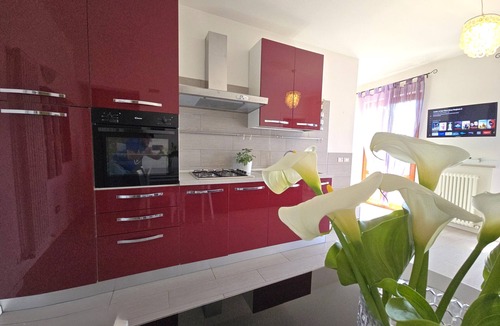 Costermano Apartment | Apartment 'Balcone Ale' with Lake View, Wi-Fi and Air Conditioning