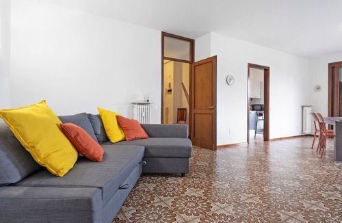 Laveno Apartment | Apartment 'L'Oca Del Lago Lakeview' with Lake View, Private Terrace and Wi-Fi