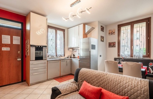 Vicopelago Apartment | Apartment 'La Casa Di Kira' with Private Garden and Wi-Fi