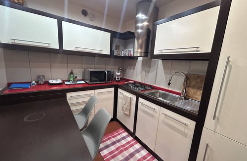 Abano Terme Apartment | Apartment located on the ground floor within walking distance of the center of Abano Terme.