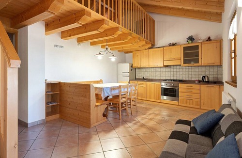 Altavalle Apartment | Apartment 'Maso Bornie Fior Di Melo' with Mountain View, Shared Terrace and Wi-Fi