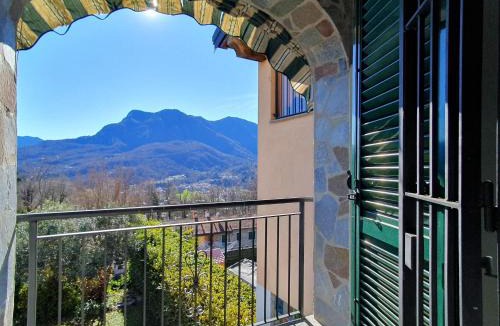 Montegrino Valtravaglia Apartment | Apartment near Lago Maggiore and Lugano