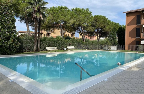 Colombare Apartment | Apartment near Lake Garda with Pool