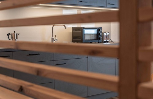 Perca Apartment | Apartment 'Peintnerhof Gasteig' with Mountain View, Shared Terrace and Wi-Fi
