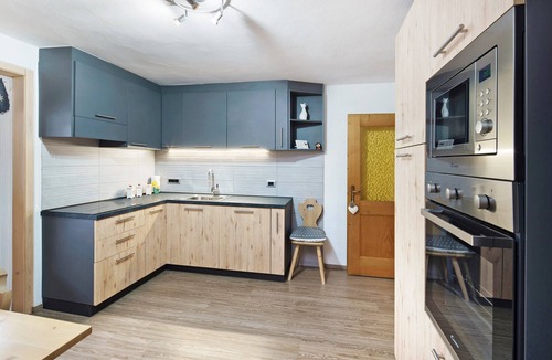 Moena Apartment | Apartment 'Primavera 3' with Mountain View, Shared Garden and Wi-Fi
