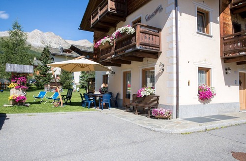 Valtellina Apartment | Apartment Stefano 2 with Mountain View, Wi-Fi & Garden