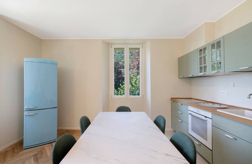 Caslino d'Erba Villa | Apartment 'The Spinning' in Historic Villa