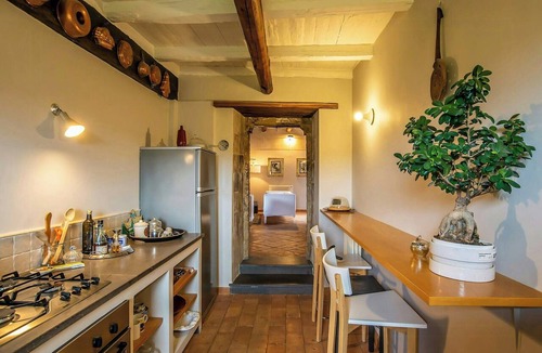 Bagnoregio House | Apartment Within Civita di Bagnoregio's Walls