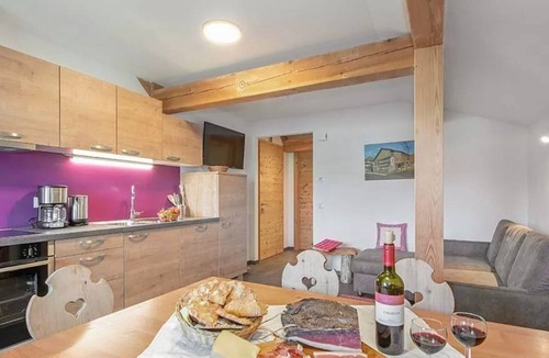 Fie allo Sciliar Apartment | Apartment "Wohnung Stadele Wieserhof" with Mountain View, Shared Garden and Wi-Fi