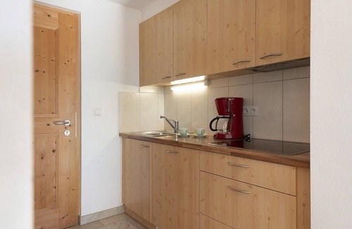 Velturno Apartment | Apartment 'Zolerhof Edelweiß' with Mountain View, Shared Terrace and Wi-Fi