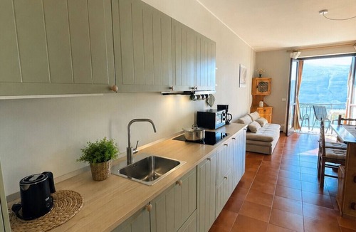 Aer Apartment | Appartamento Algarda by Theater Home - with marvellous lake view