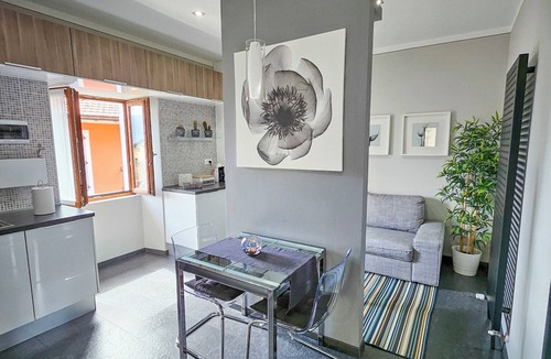 Cannero Riviera Apartment | Appartamento Elegante by Lago Reisen