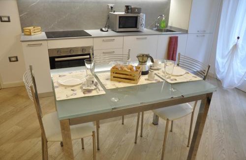 Selvazzano Dentro Apartment | Appartamento moderno e spazioso con giardino privato
