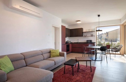 Montioni Apartment | Appartamento Undici. - Living Lazise
