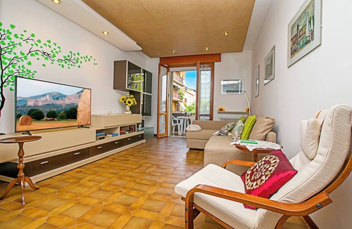 Sud-Ovest Apartment | Appartamento Verona for you with Balcony, Verona, Italy